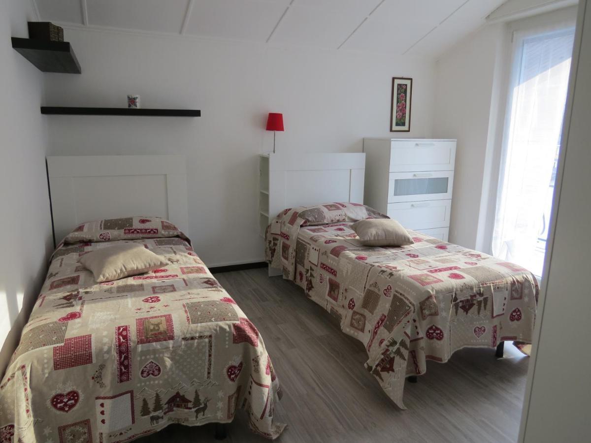 Casa Michela Parking Free Domodossola Apartment Bagian luar foto